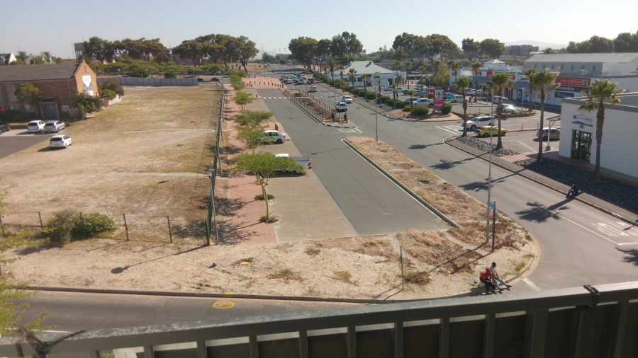 2 Bedroom Property for Sale in Flamingo Vlei Western Cape